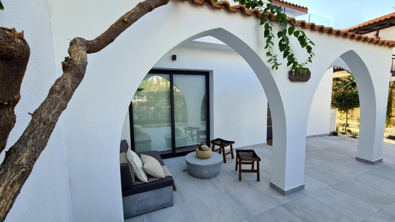 Phaedrus Living: Seaview Luxury Villa Venus Paphos Exteriör bild