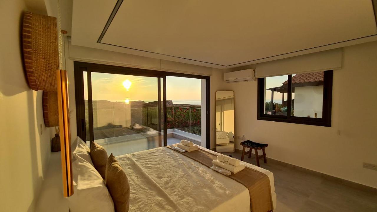 Phaedrus Living: Seaview Luxury Villa Venus Paphos Exteriör bild